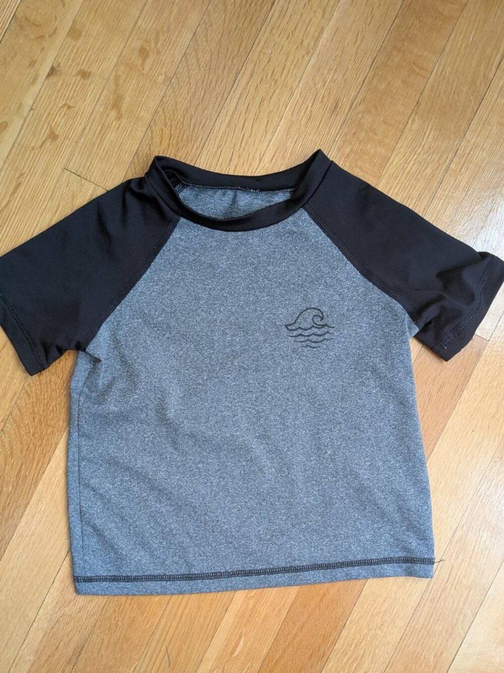 Art Class Toddler Grey/Black Rashguard/Swim shirt. Size XS (4/5)